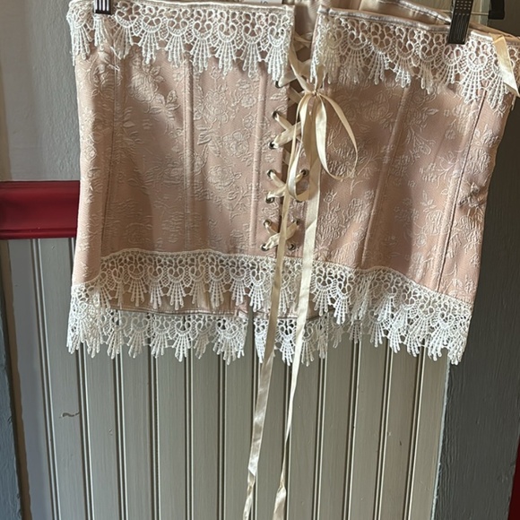 Pink Corset, Lace Trim, Lace-up, Large - Picture 3 of 3